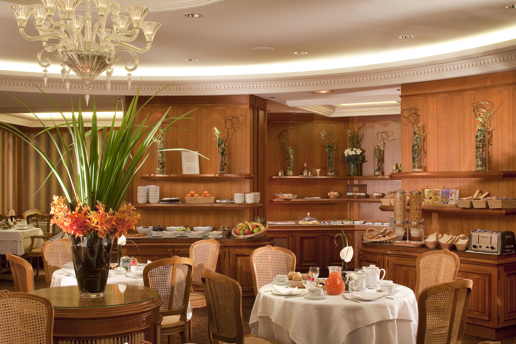 Hotel Chateau Frontenac Paris Restoran gambar